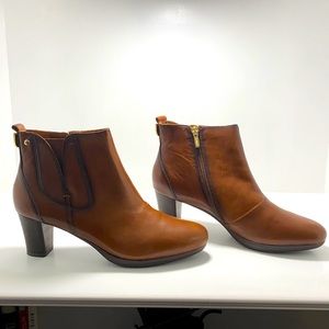 Leather shoes boots by Pikolinos